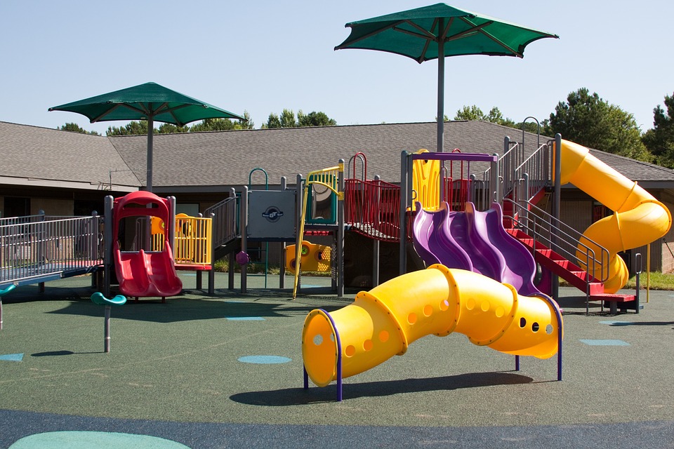 playground-99509_960_720