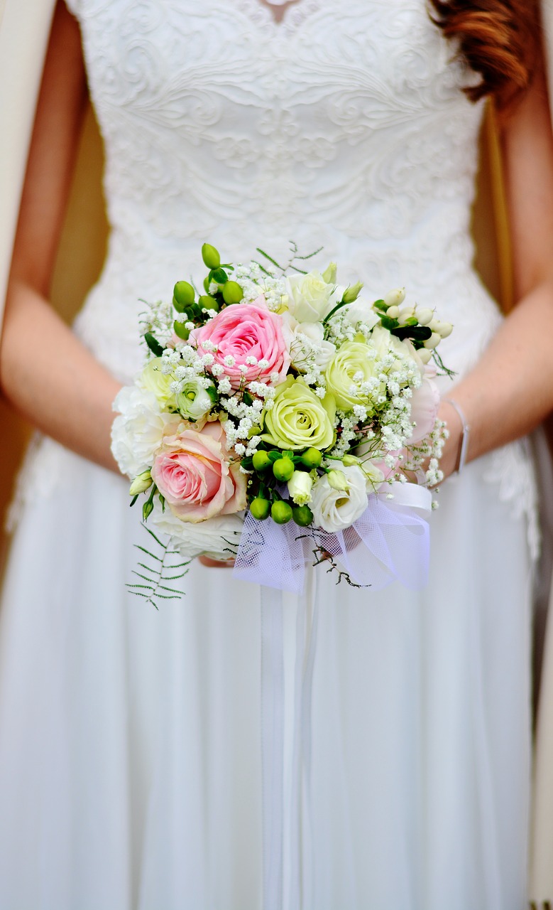 bridal-bouquet-3323903_1280