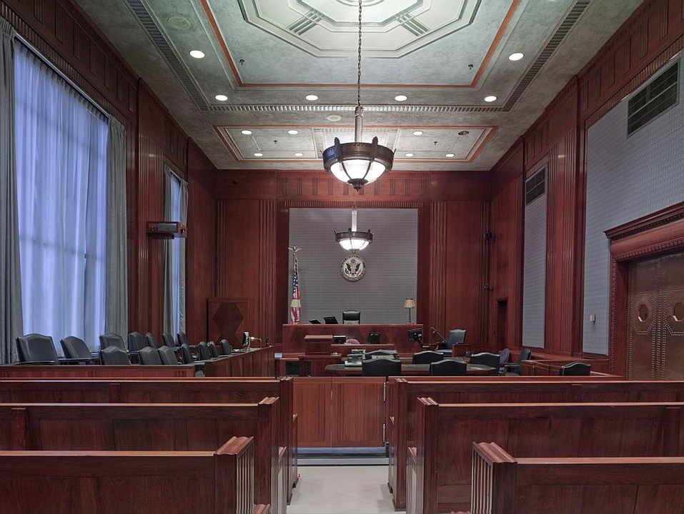 courtroom-898931_960_720