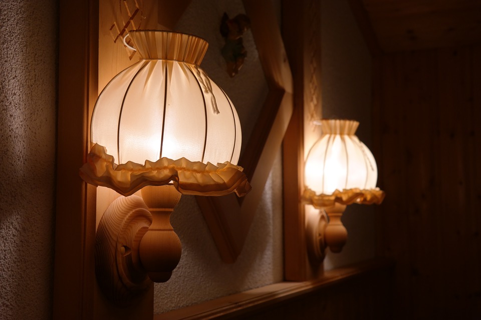 lamp-356421_960_720