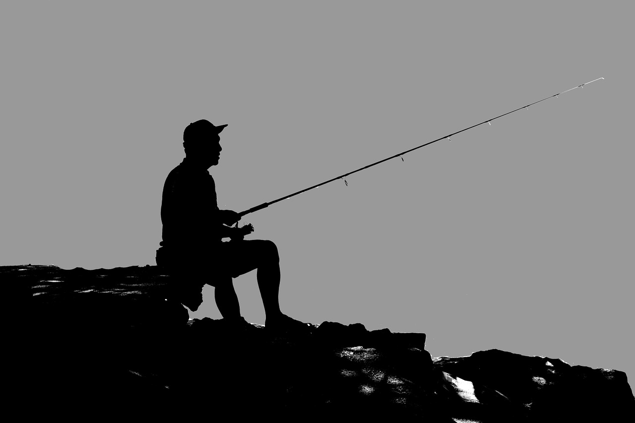 fisherman-1439699_1280