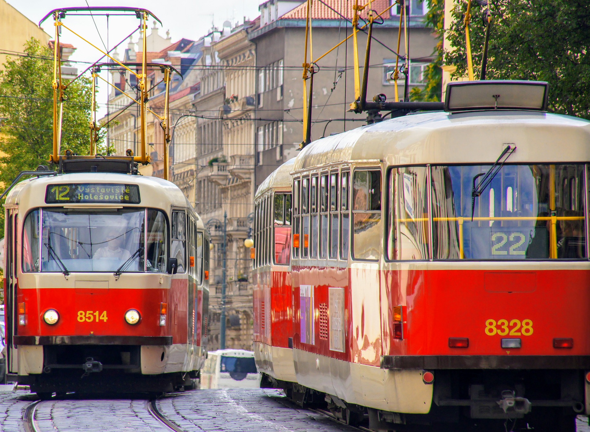 tram-gb7c49648d_1920