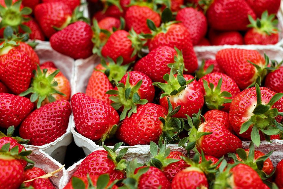 strawberries-1396330_960_720