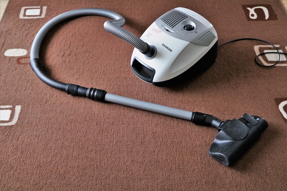vacuum-cleaner-1605068_960_720