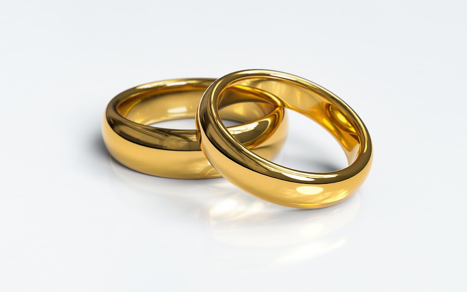 wedding-rings-3611277_960_720
