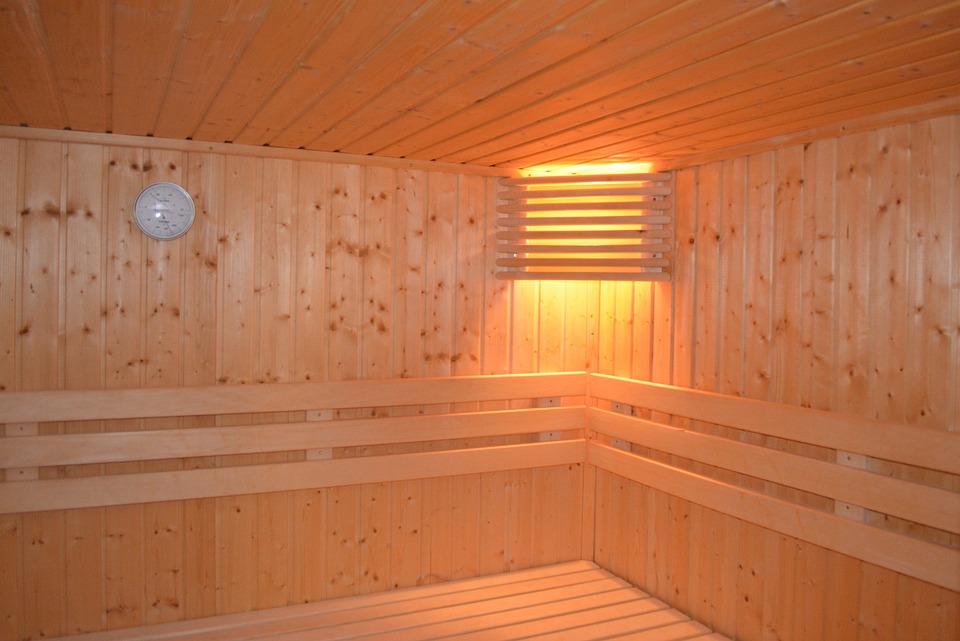 sauna-253938_960_720
