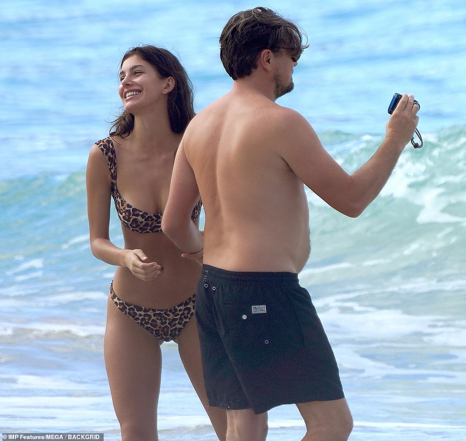 22884134-7843285-life_s_a_beach_morrone_flaunted_her_fabulous_physique_in_an_anim-m-56_1577911506646