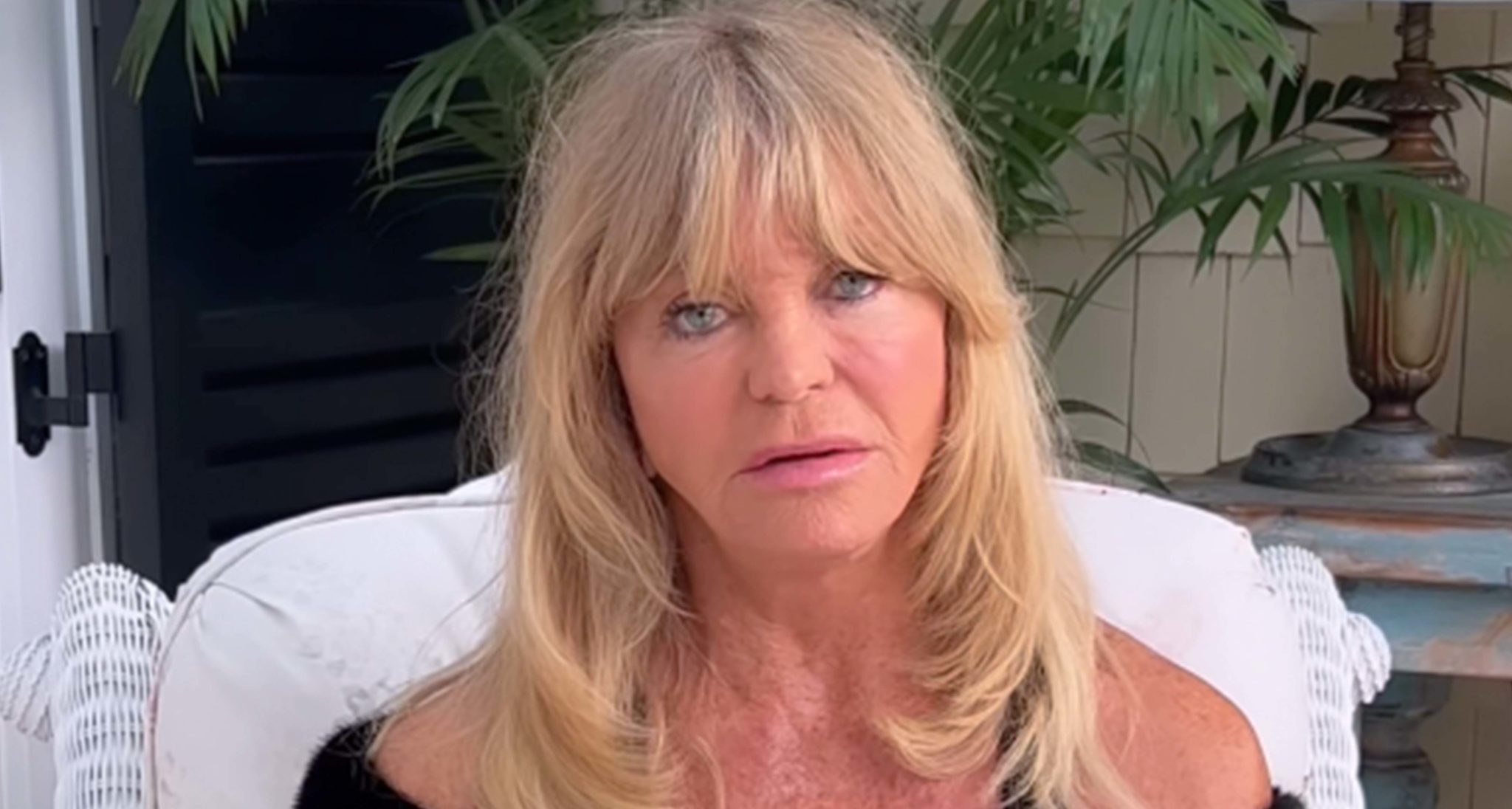 goldiehawn2-2048x1096